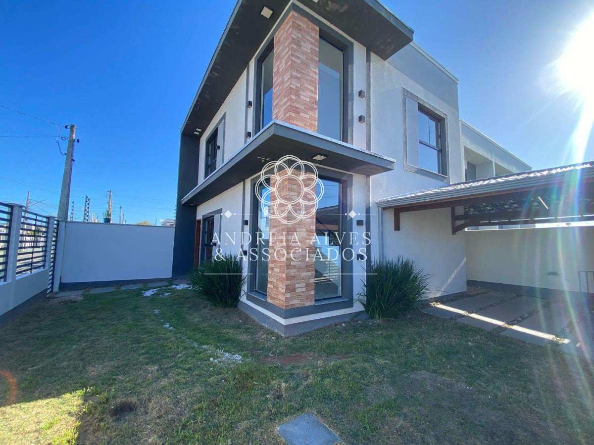 Sobrado à venda com 3 quartos, 106m² - DOM GERALDO,