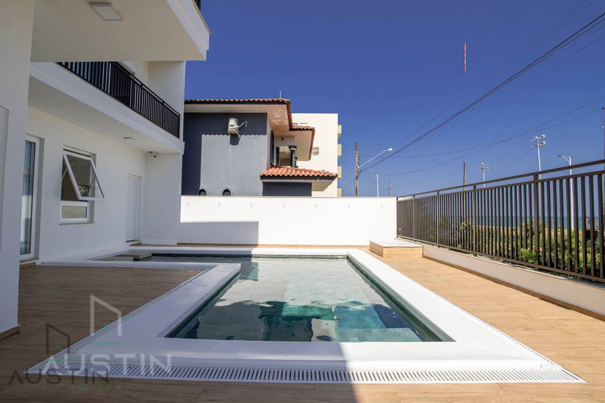 Casa à venda com 7 quartos, 546m² - Centro,Barra Velha