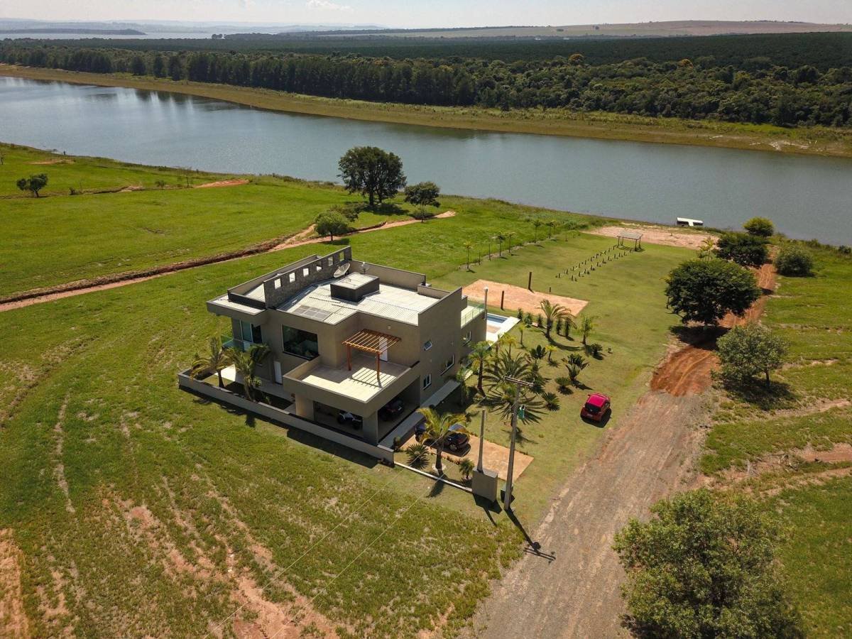 Terreno à venda - Riviera de Santa Cristina XIII,Mirante do Paranapanema