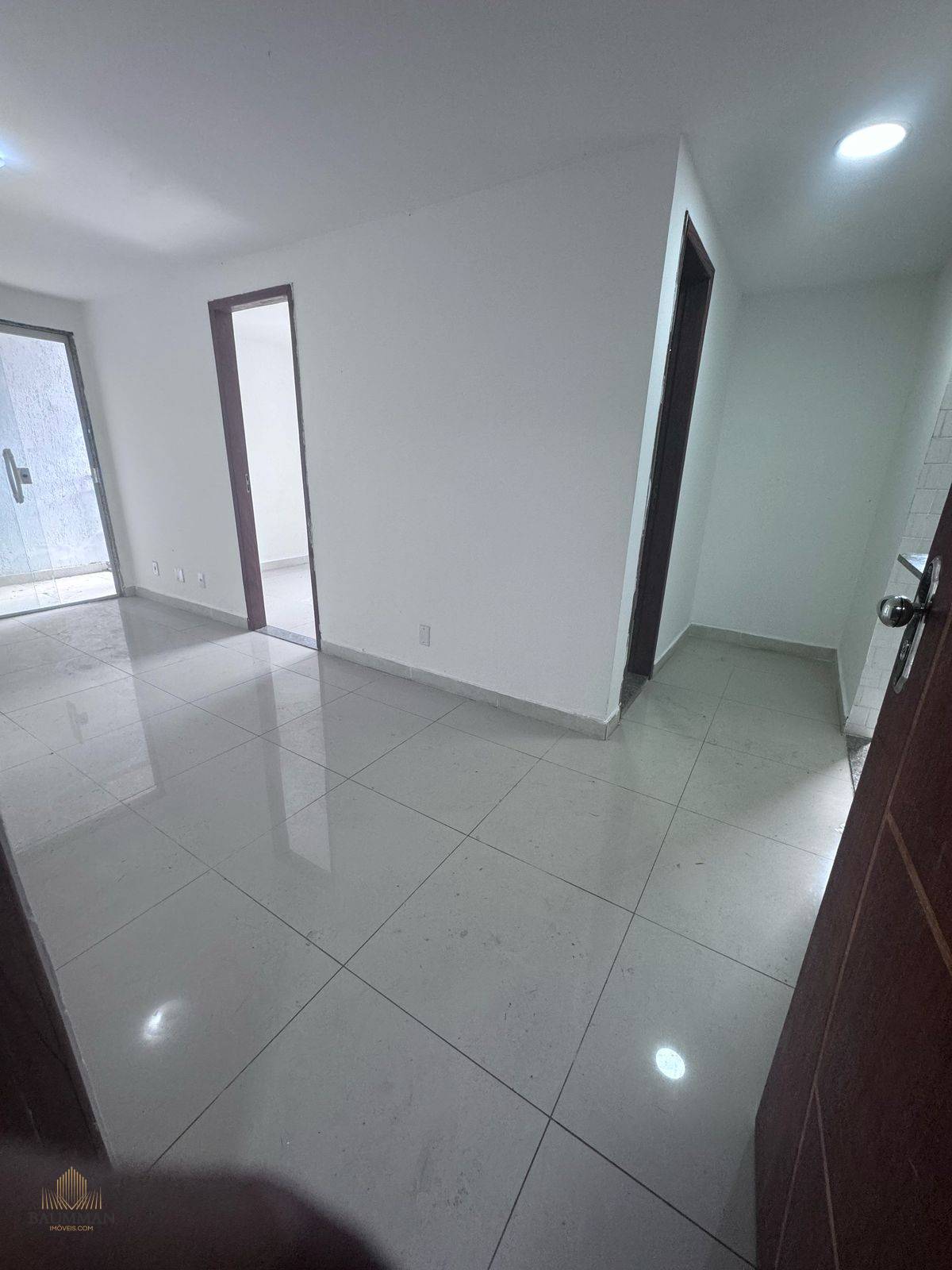 Apartamento à venda com 1 quarto, 40m² - Foto 4