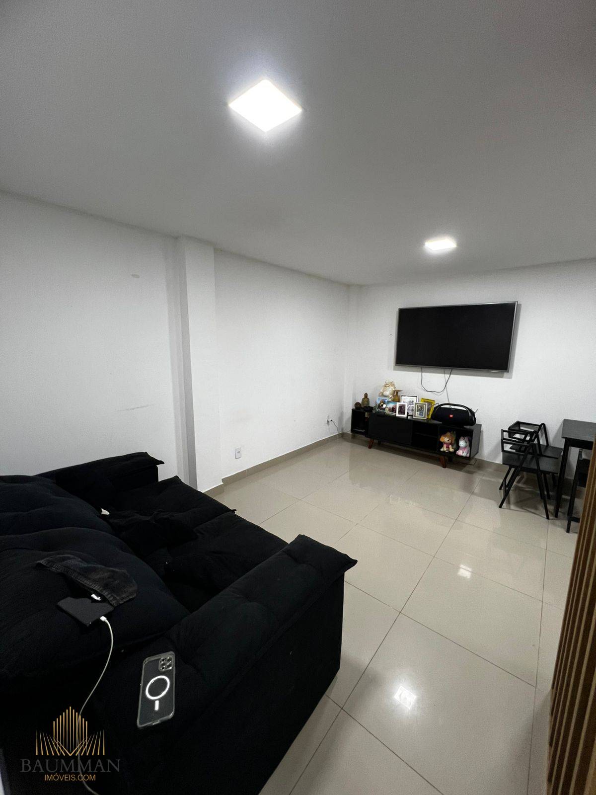 Apartamento à venda com 2 quartos, 50m² - Foto 1