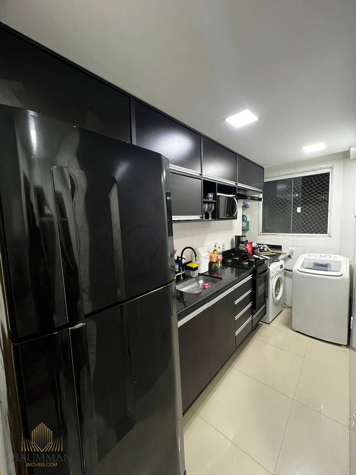 Apartamento à venda com 2 quartos, 50m² - Foto 2