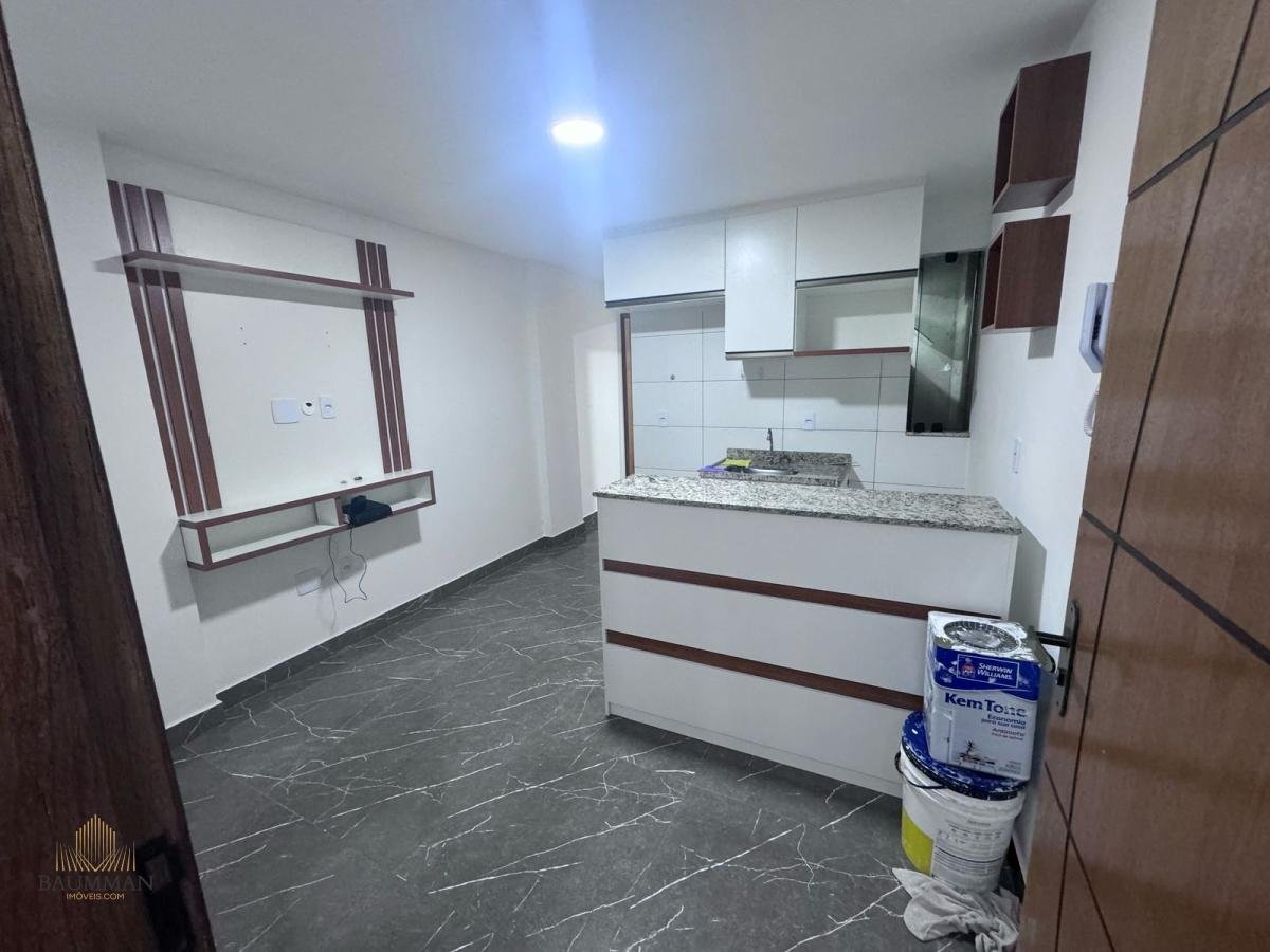 Apartamento para alugar com 1 quarto - ,