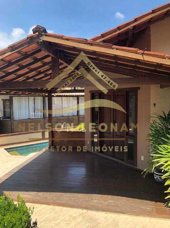 Casa de Condomínio de 3 quartos, 579m² | Eu Corretor