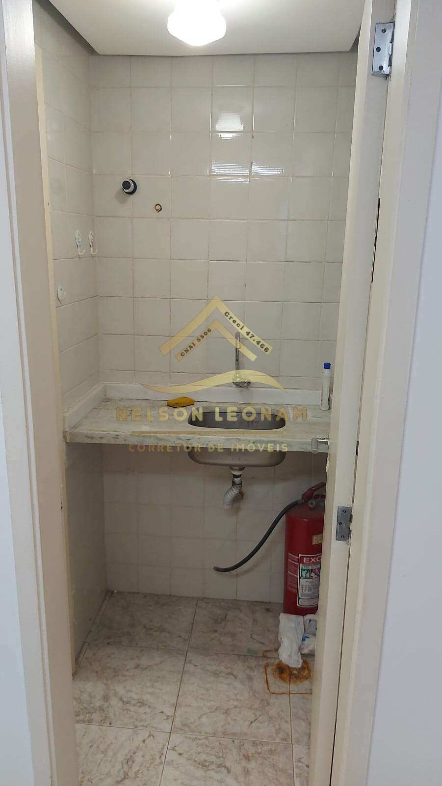 Sala Comercial de 40m² no bairro Centro, em Niterói | Eu Corretor