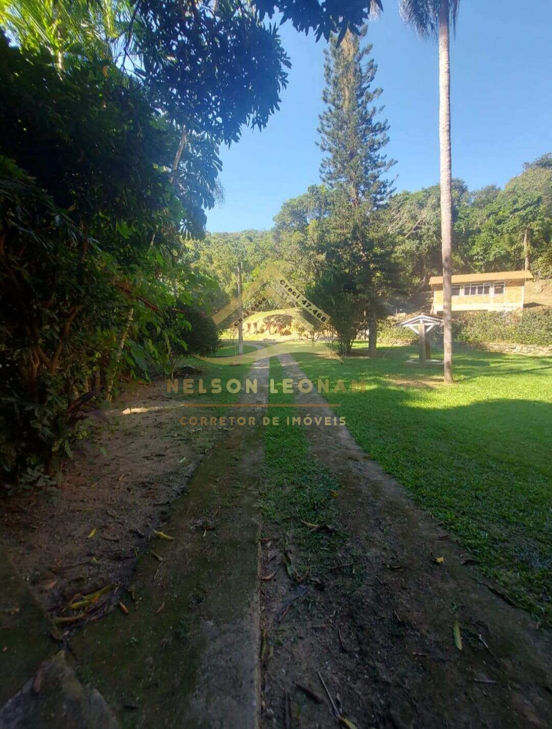 Fazenda/Sítios/Chácaras de 2 quartos, 9880m² no bairro Cinco Lagos, em Vassouras | Eu Corretor