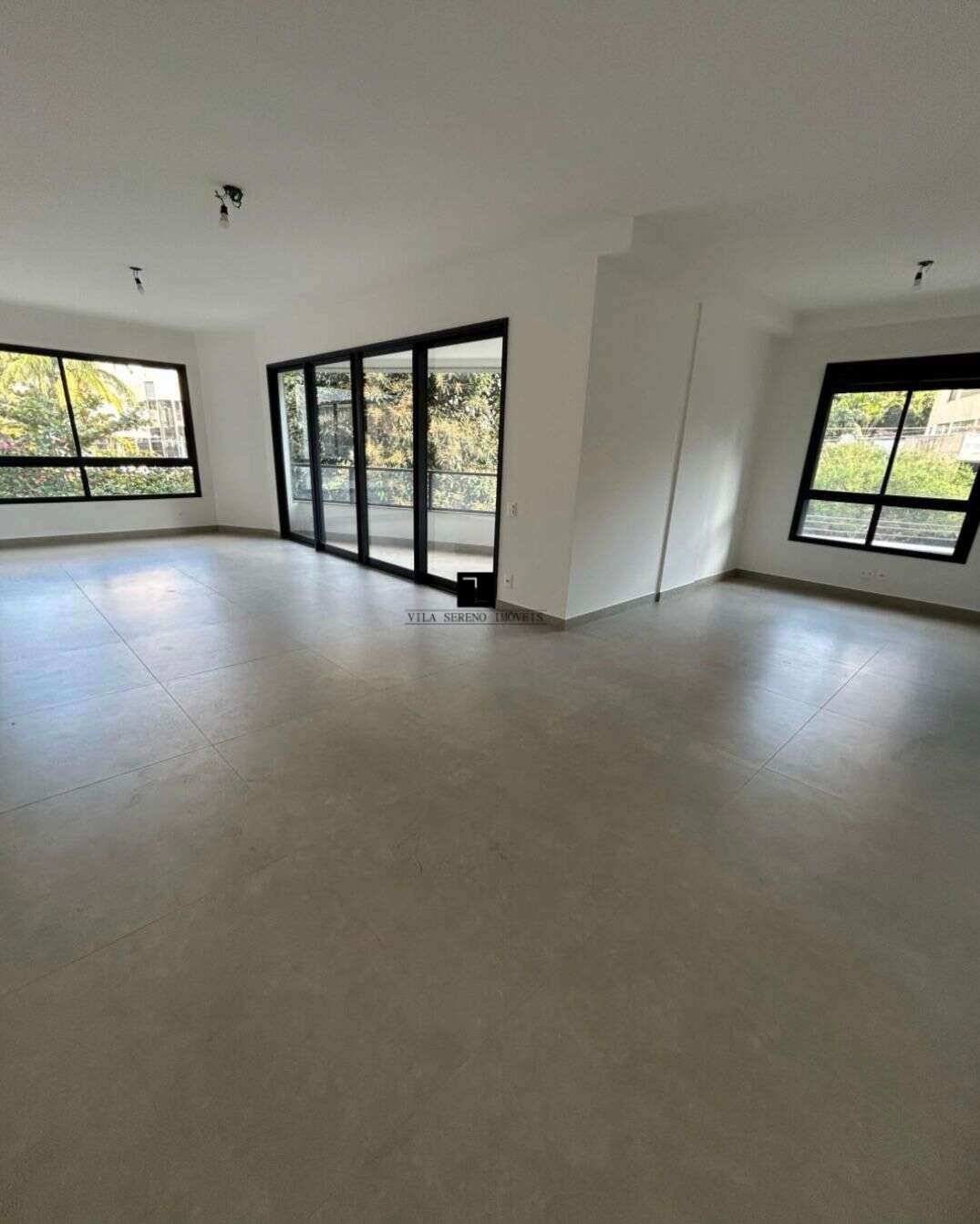 Apartamento à venda em Belo Horizonte, Sion, com 3 quartos, 150m² - Vila Sereno Imóveis