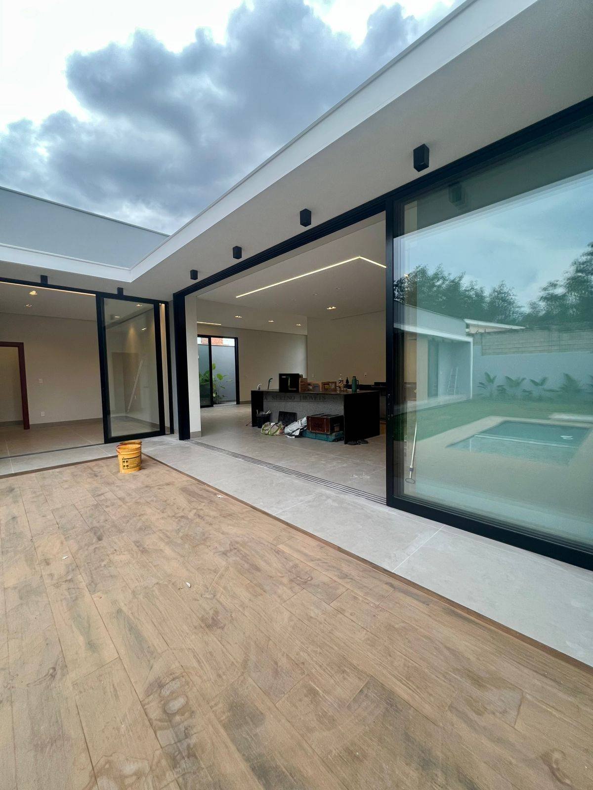 Casa de condomínio à venda em Sete Lagoas, Veredas, com 3 quartos, 215m² - Vila Sereno Imóveis