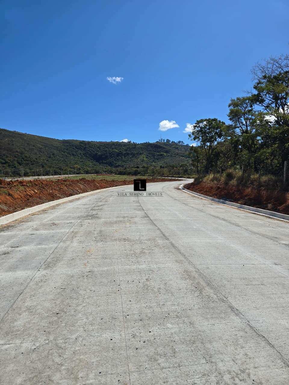Lote à venda, no Jardim da Serra,  em Sete Lagoas, Portal da Serra, 525m² - Vila Sereno Imóveis