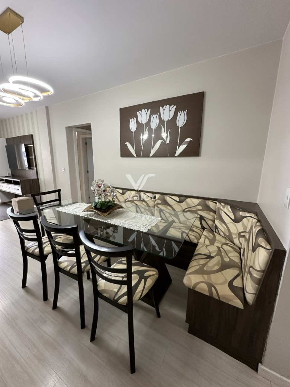 Apartamento 03 Dormitórios para alugar com 3 quartos - ,