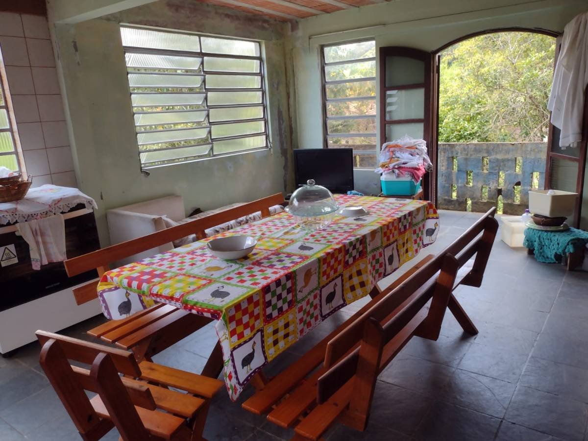 Chácara com pomar - Estani Imóveis