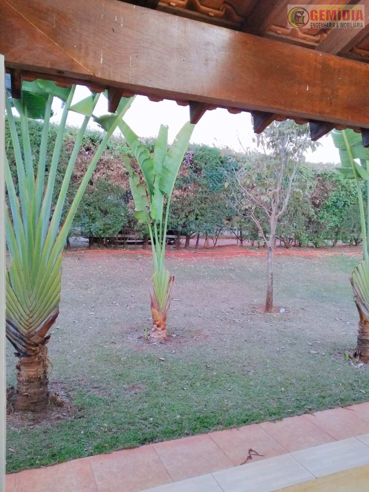  - Área à venda, com 1 quarto, 5000m²