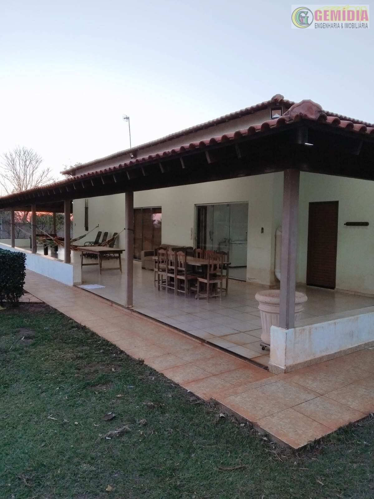  - Área à venda, com 1 quarto, 5000m²