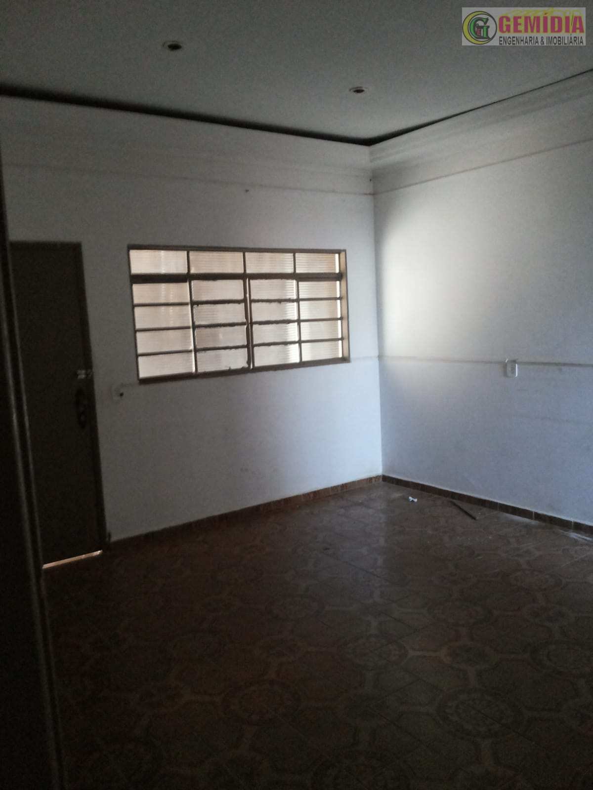  - Casa à venda, com 3 quartos, 160m²
