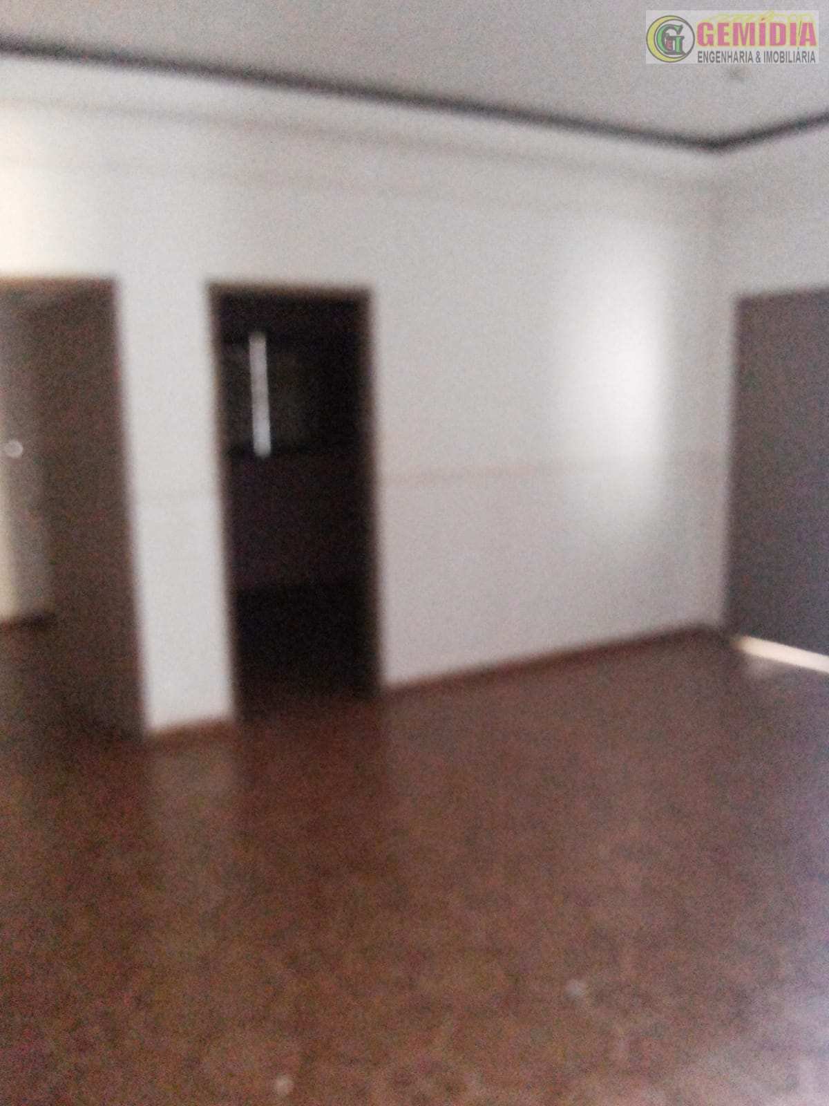  - Casa à venda, com 3 quartos, 160m²