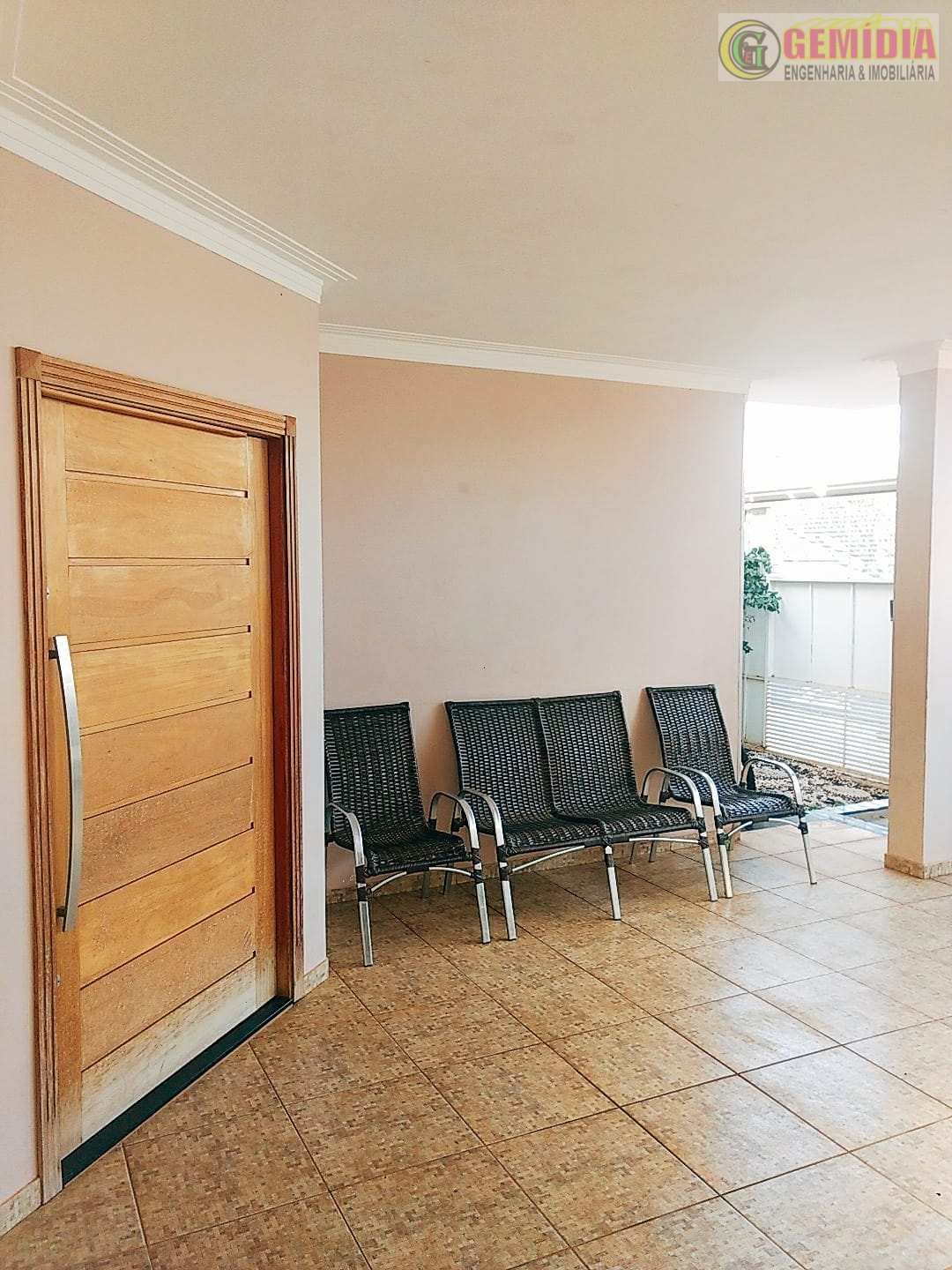 Casa à venda com 4 quartos, 196m² - ,