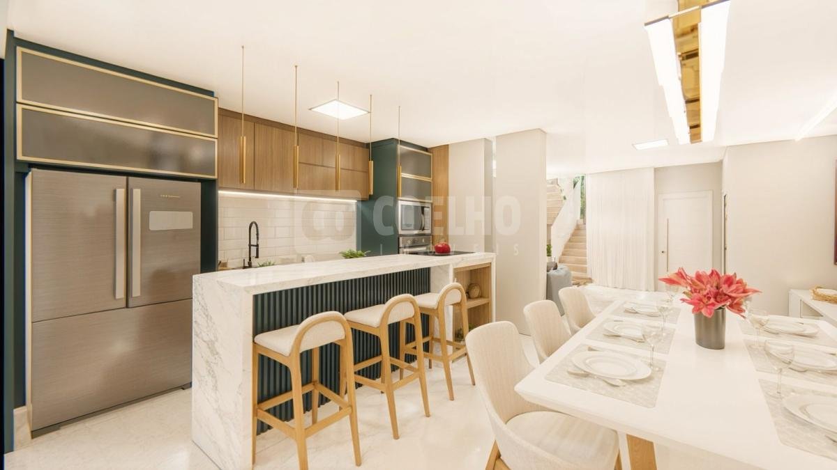 Sobrado à venda com 3 quartos, 214m² - Aristocrata,São José dos Pinhais