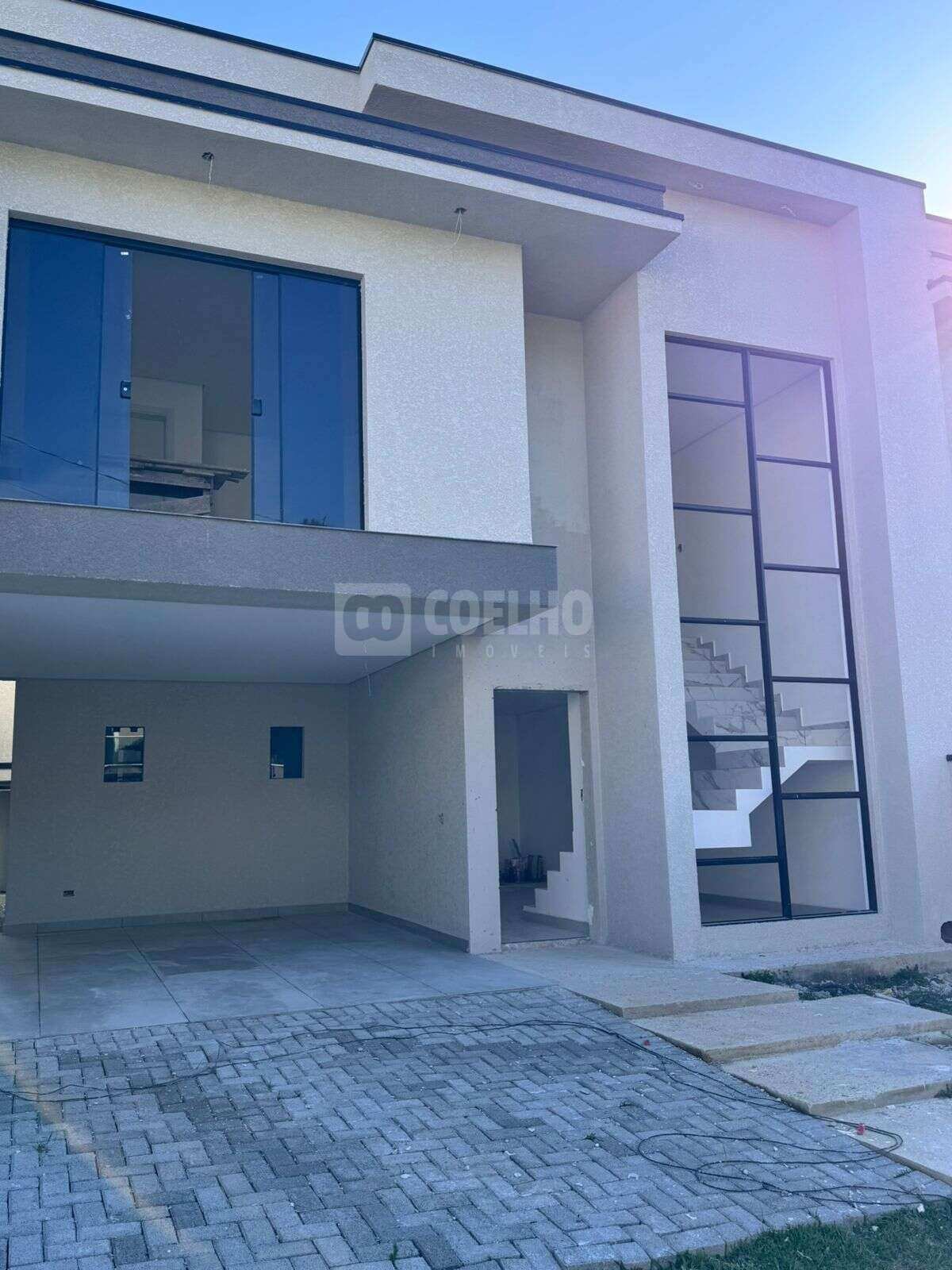  - Sobrado em condomínio à venda em São José dos Pinhais, Itália, com 3 quartos, 141,9m²