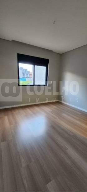 Sobrado em condomínio à venda com 4 quartos, 169.00m² - Costeira,São José dos Pinhais