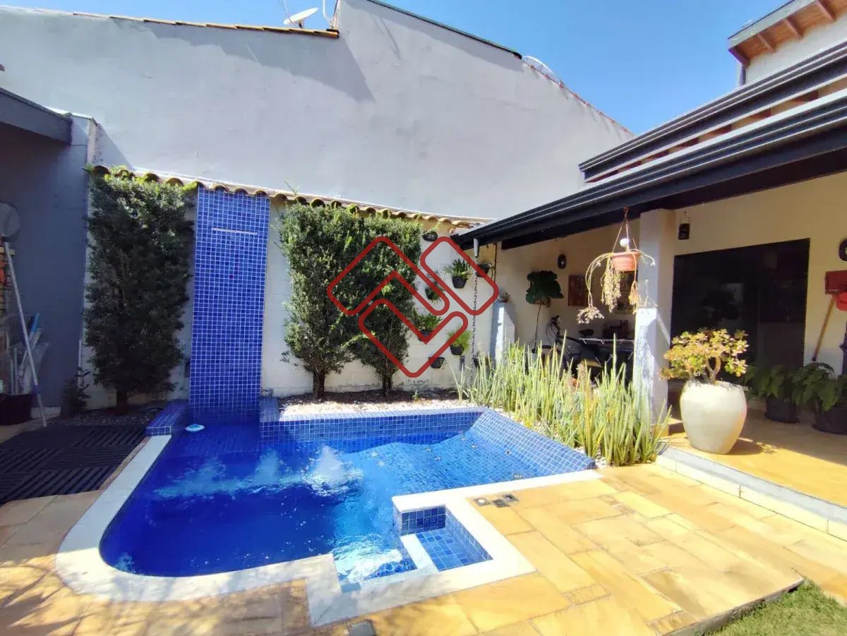 Casa para venda ou locação com 2 quartos, 161m² - Parque das Laranjeiras,Itupeva