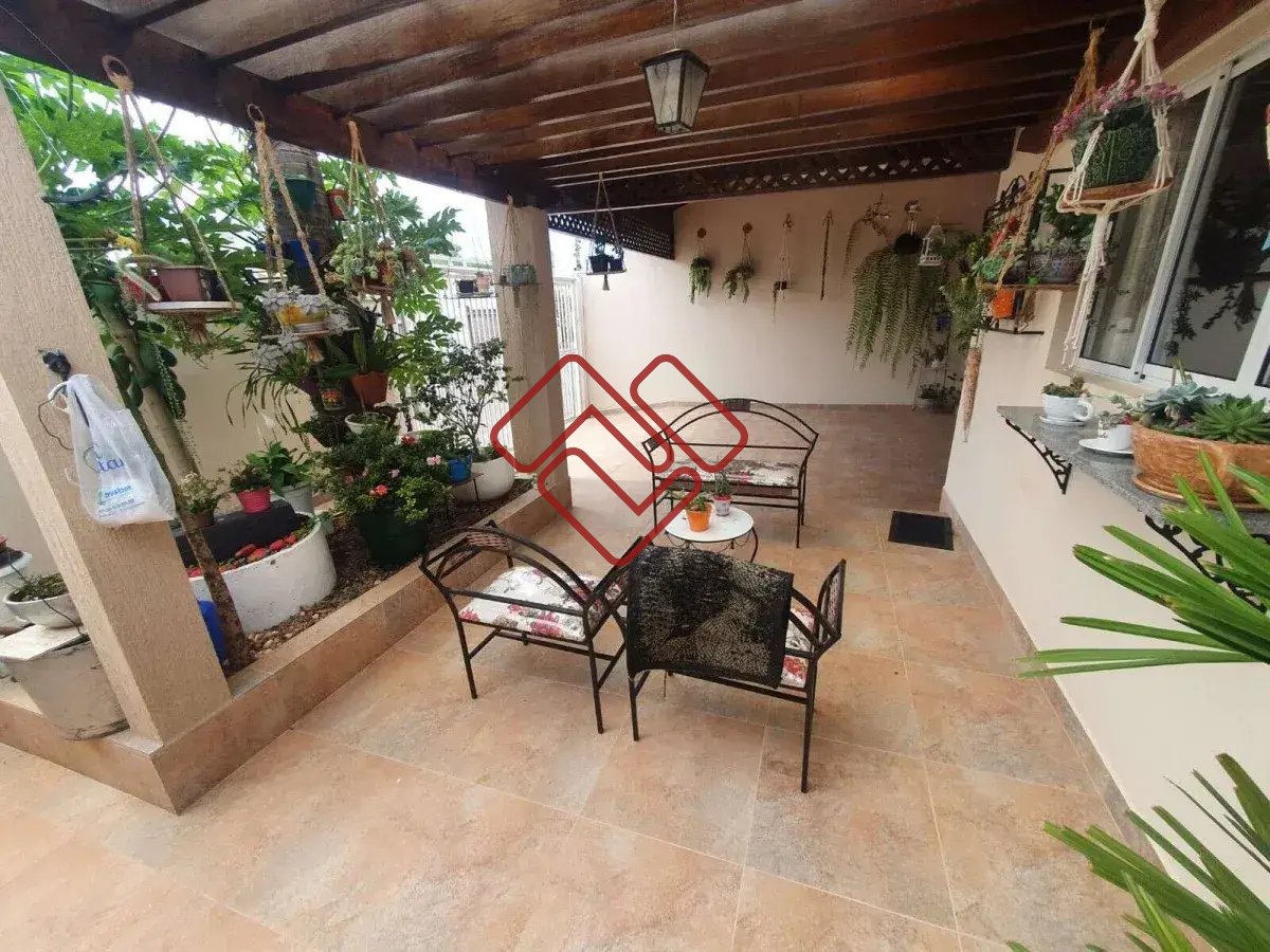  - Casa à venda no bairro Pérolla 1 - Itupeva - SP.