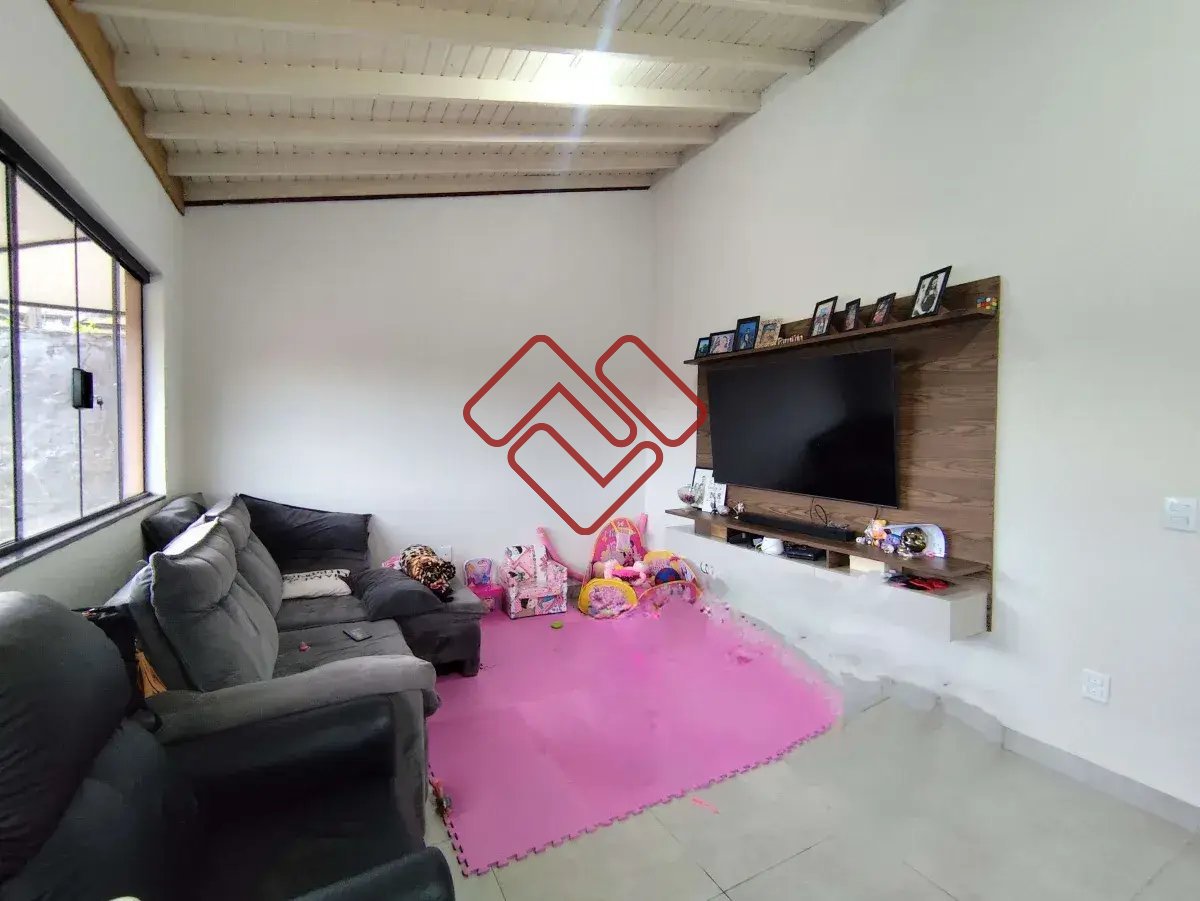  - Casa à venda no bairro São José - Itupeva -SP.