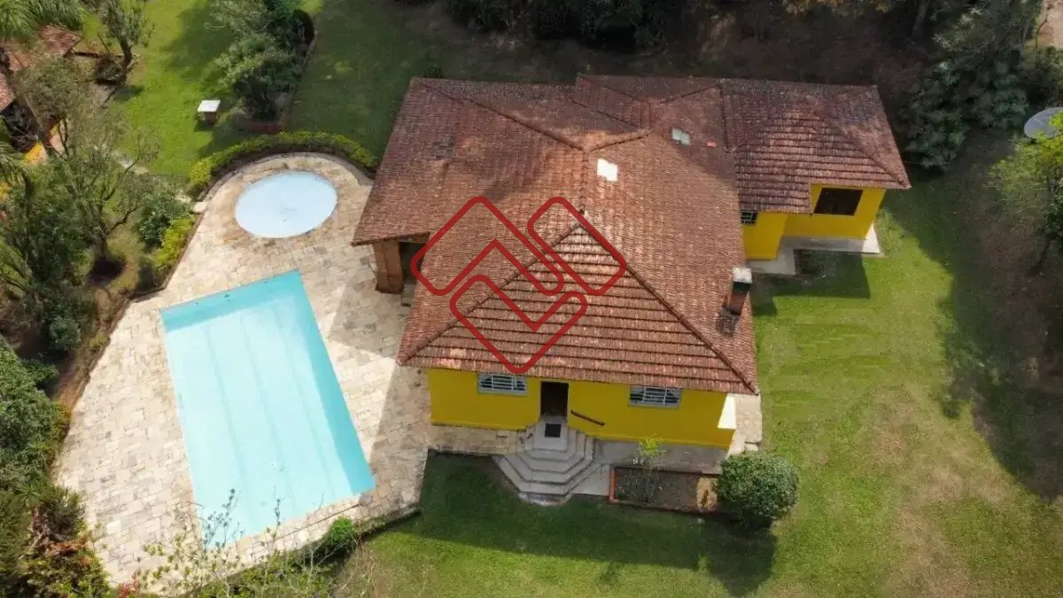 Chácara à venda com 7 quartos, 403,70m² - ,