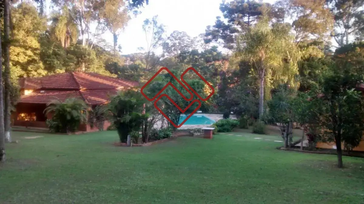 Chácara à venda com 7 quartos, 403,70m² - ,