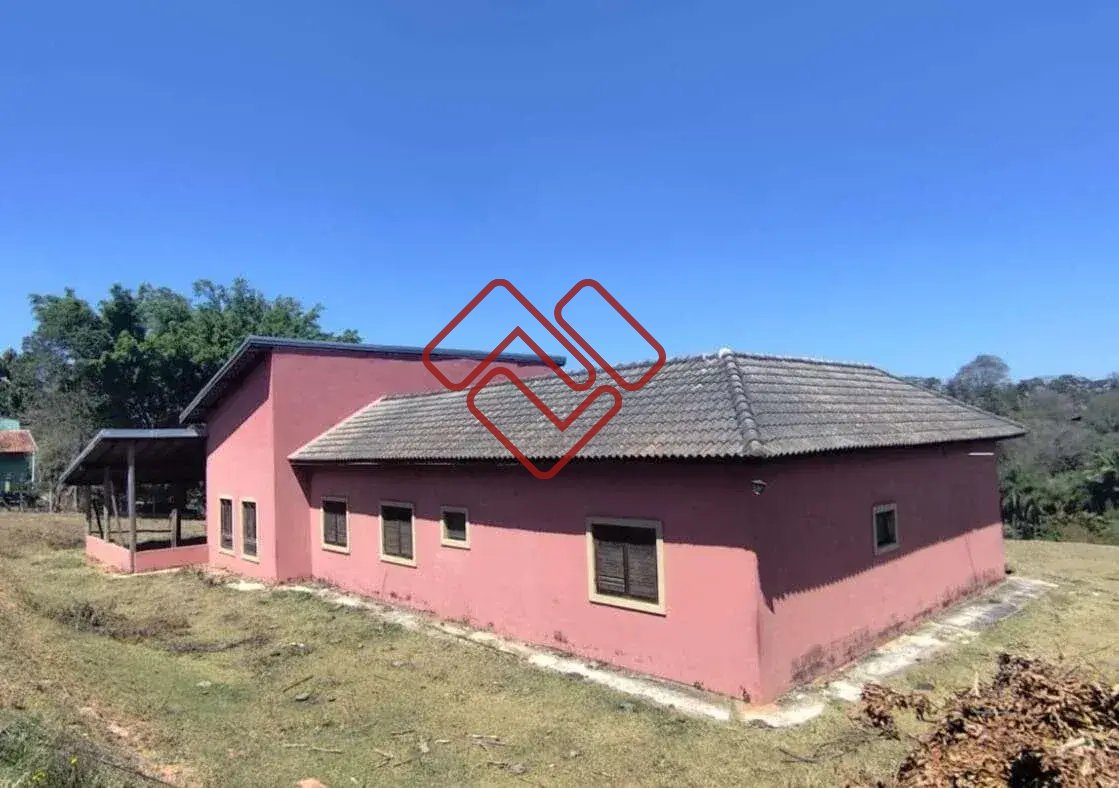 Chácara à venda com 4 quartos, 216,42m² - Guacuri,Itupeva