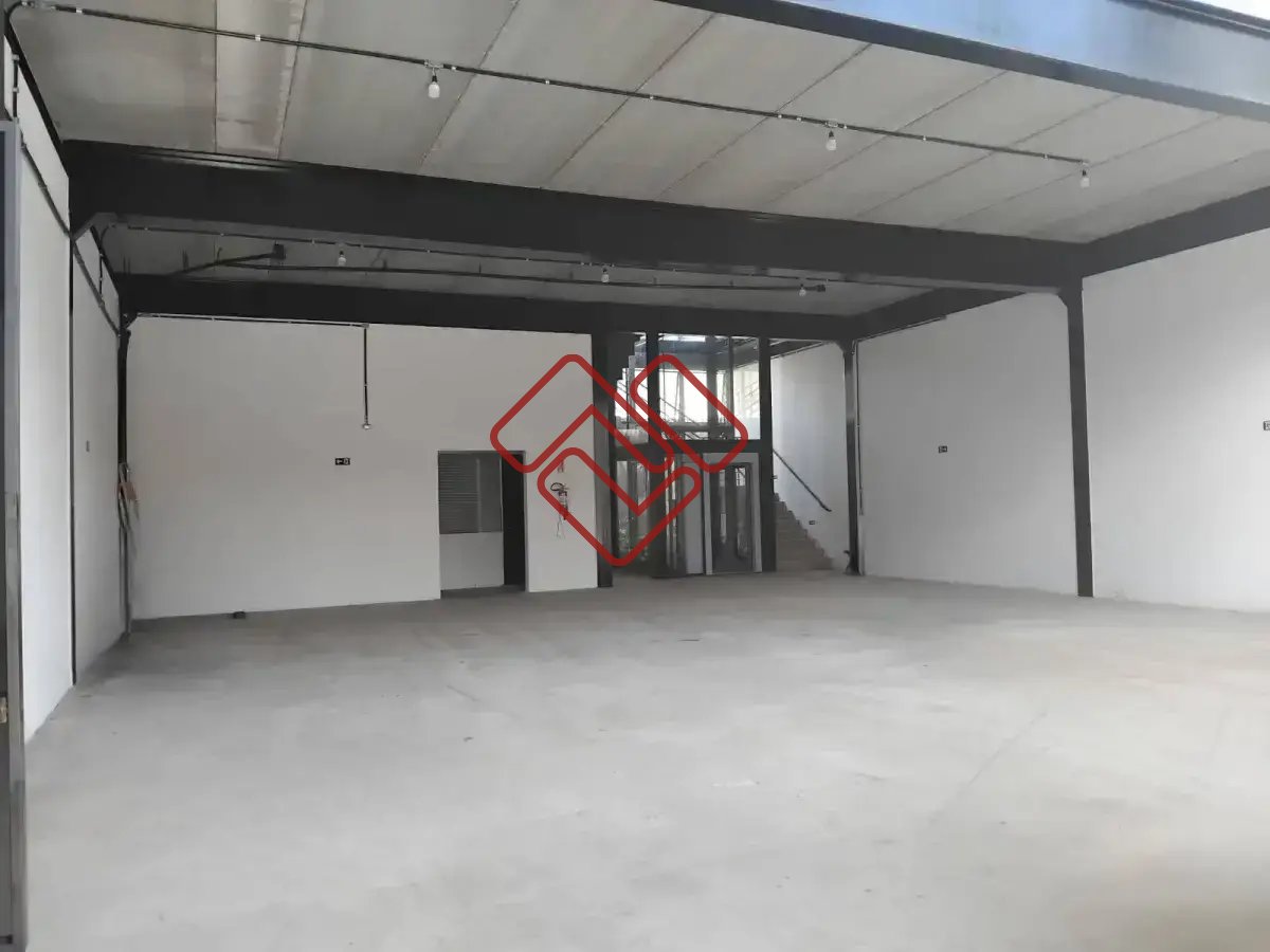  - Locação de Prédio Comercial no centro de Itupeva - SP.