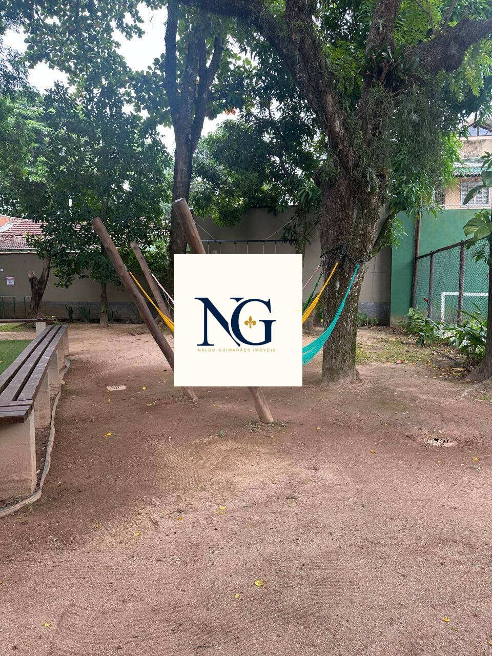 Casa de condomínio à venda, com 5 quartos, 130m² - Naldomar Guimarães Imóveis