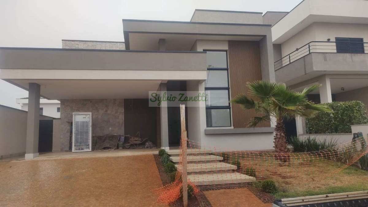 Linda residência térrea com piscina no Residencial Terras do Cancioneiro em Paulínia