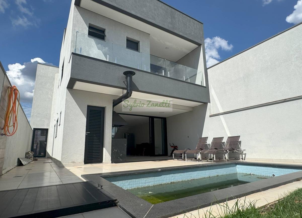 Lindo sobrado no Condomínio Terras da Estância Ala do Bosque com piscina - Sylvio Zanetti Corretor de Imóveis