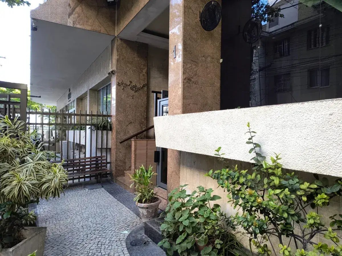 Apartamento à venda com 3 quartos, 150m² - Foto 43