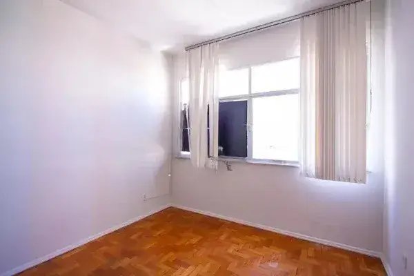 Apartamento à venda com 2 quartos, 75m² - Foto 14