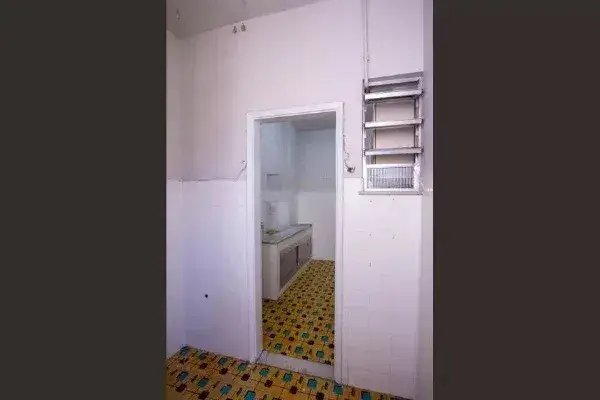 Apartamento à venda com 2 quartos, 75m² - Foto 31