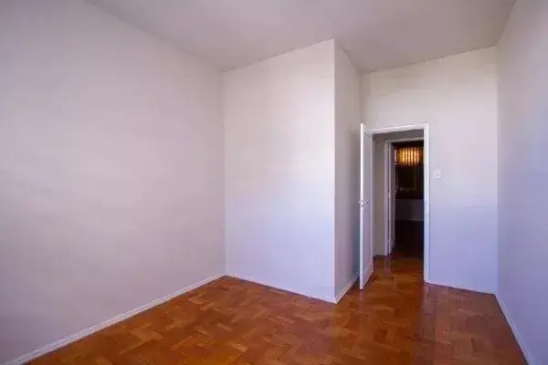 Apartamento à venda com 2 quartos, 75m² - Foto 18