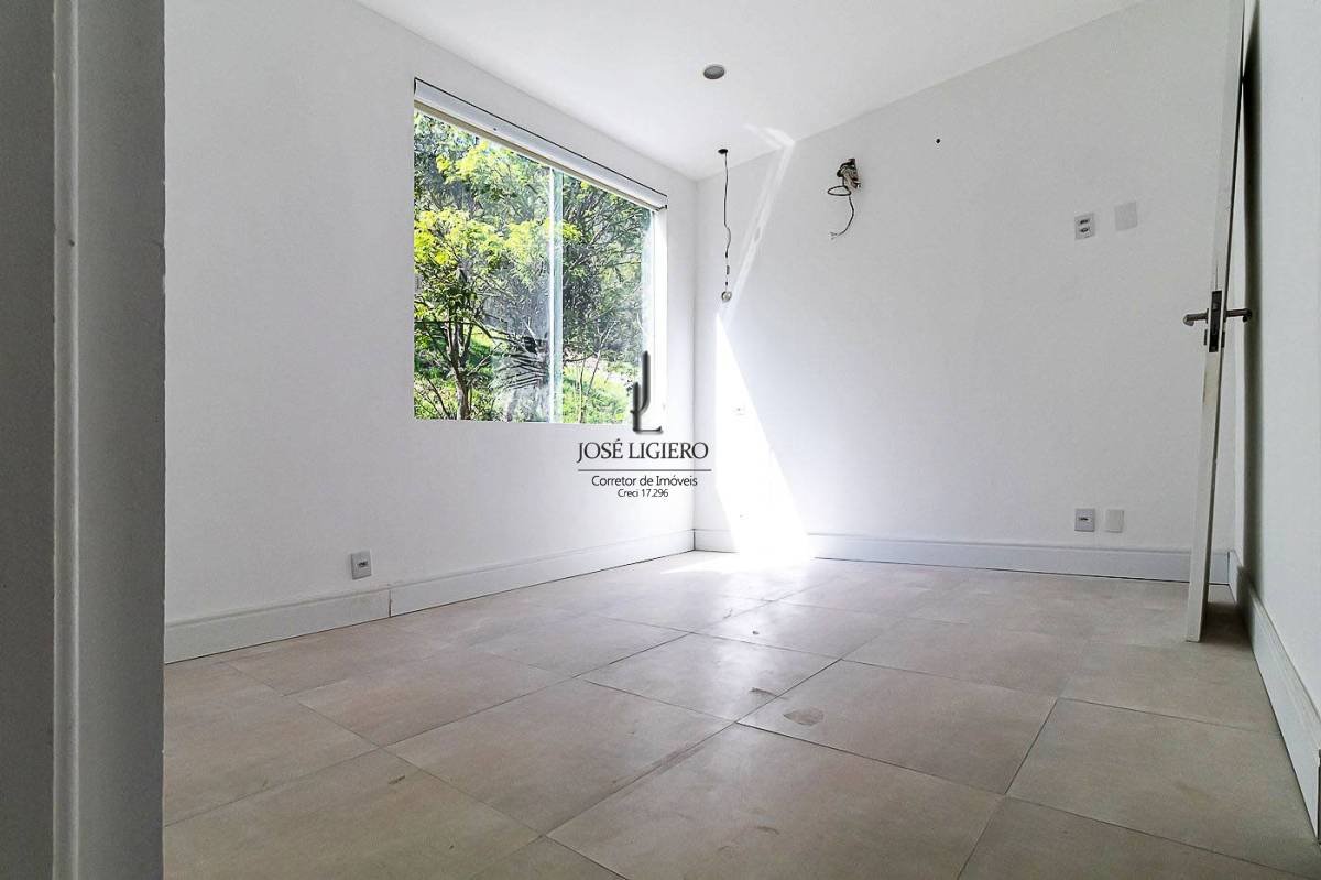 Casa de Condomínio à venda com 4 quartos, 436m² - Foto 19