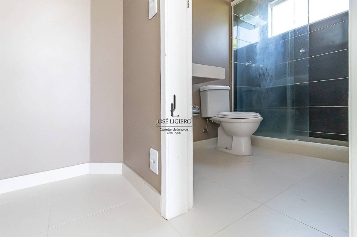 Casa de Condomínio à venda com 4 quartos, 436m² - Foto 24