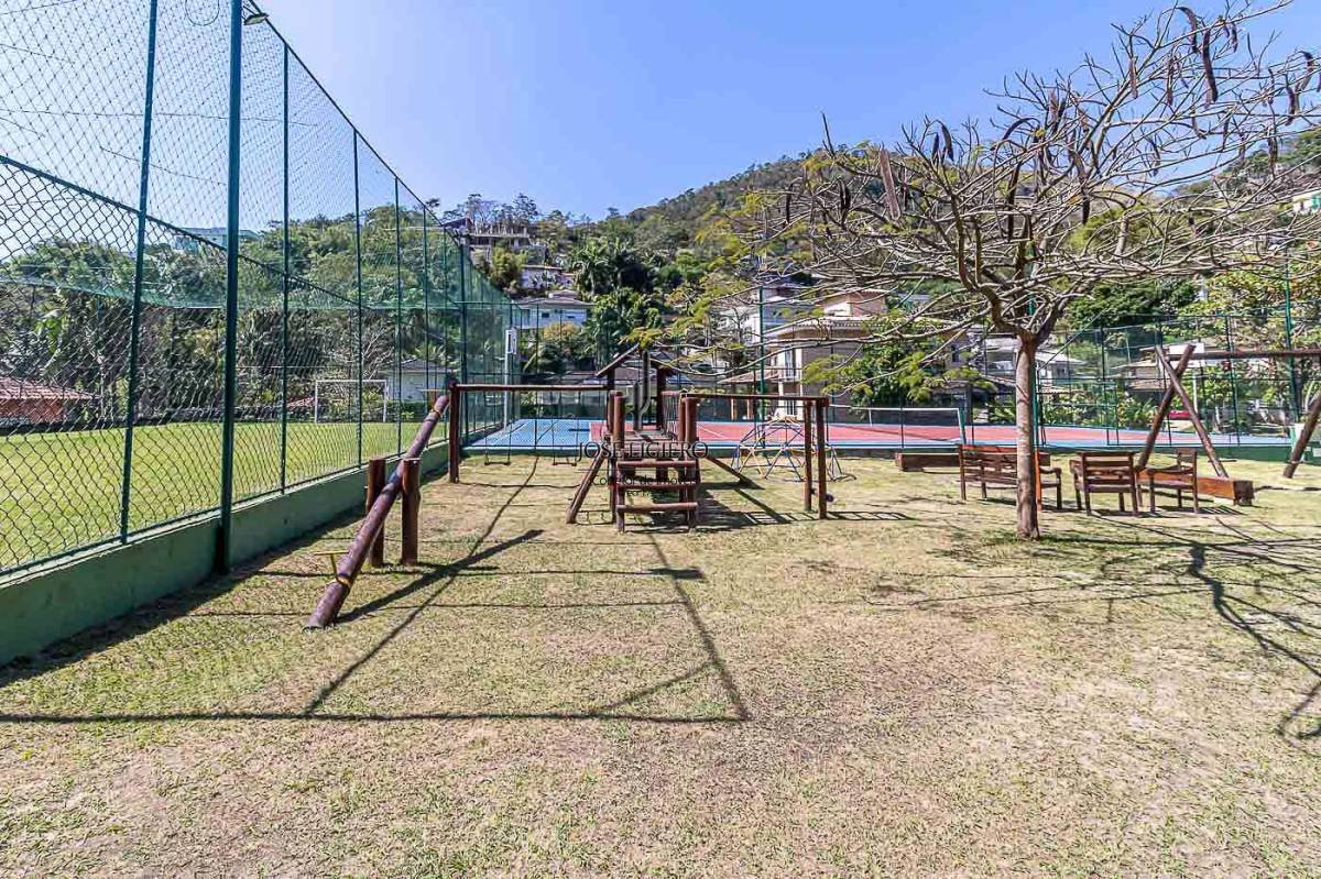 Casa de Condomínio à venda com 4 quartos, 436m² - Foto 37