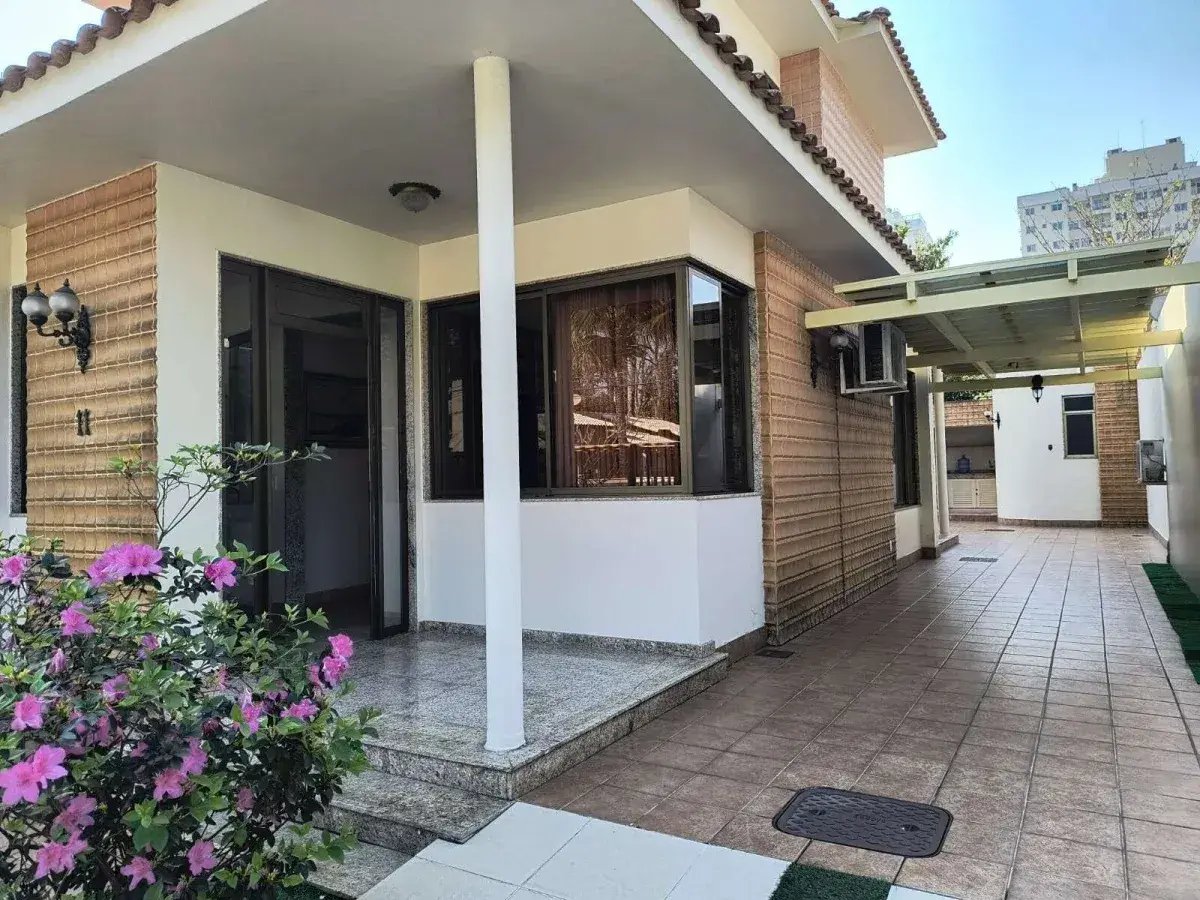 Casa de Condomínio de 3 quartos, 195m² no bairro Maria Paula, em Niterói | Eu Corretor