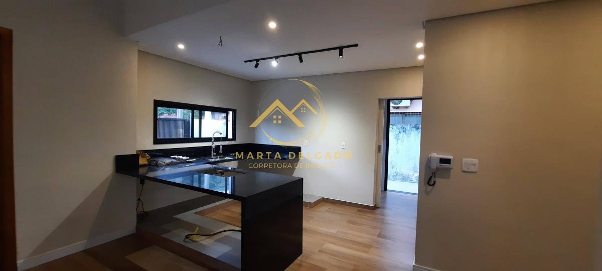  - Casa à venda em São Sebastião, Portal da Olaria, com 3 quartos, 168m²