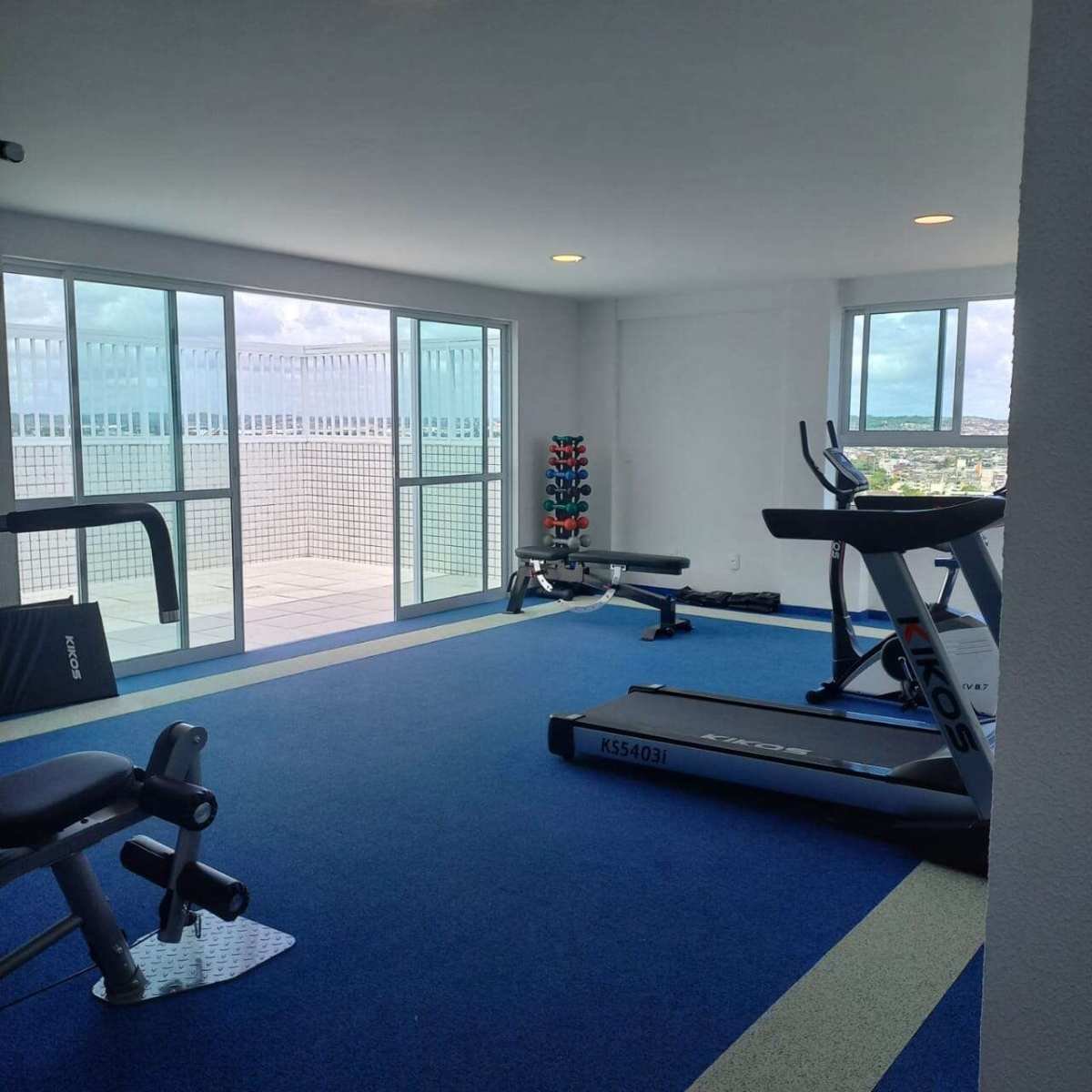 Apartamento à venda com 2 quartos, 63m² - Foto 17