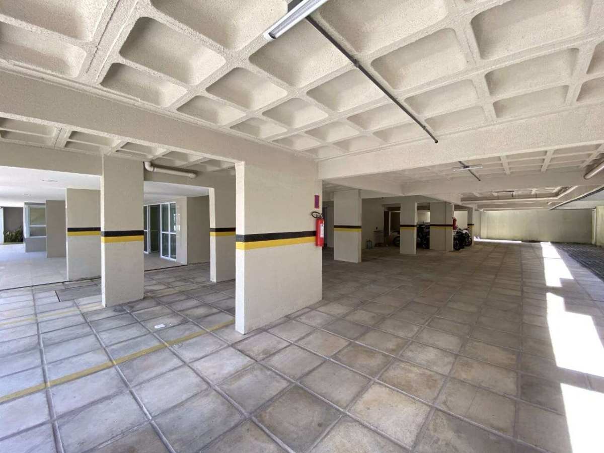 Apartamento à venda com 2 quartos, 63m² - Foto 8