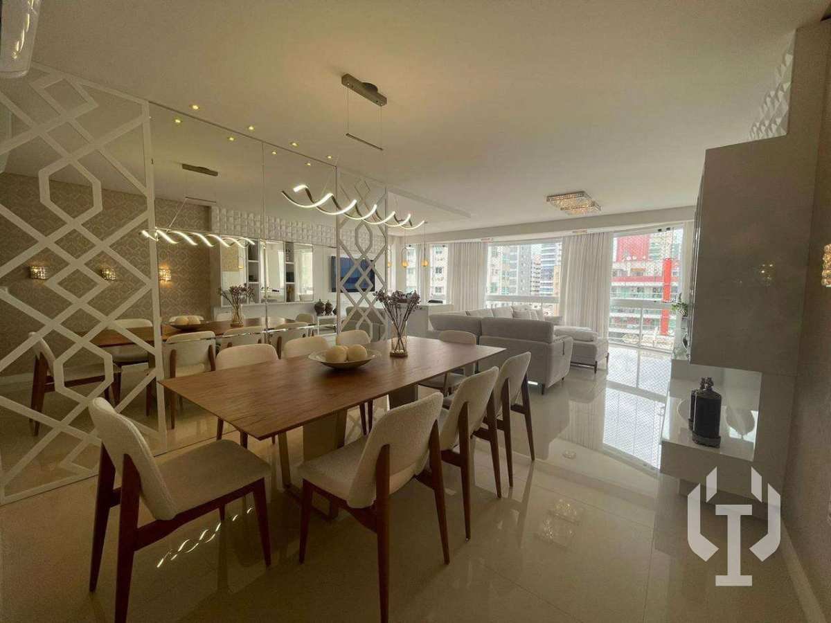  - Apartamento à venda, no RESIDENCIAL PARIS, , com 4 quartos, 185m²