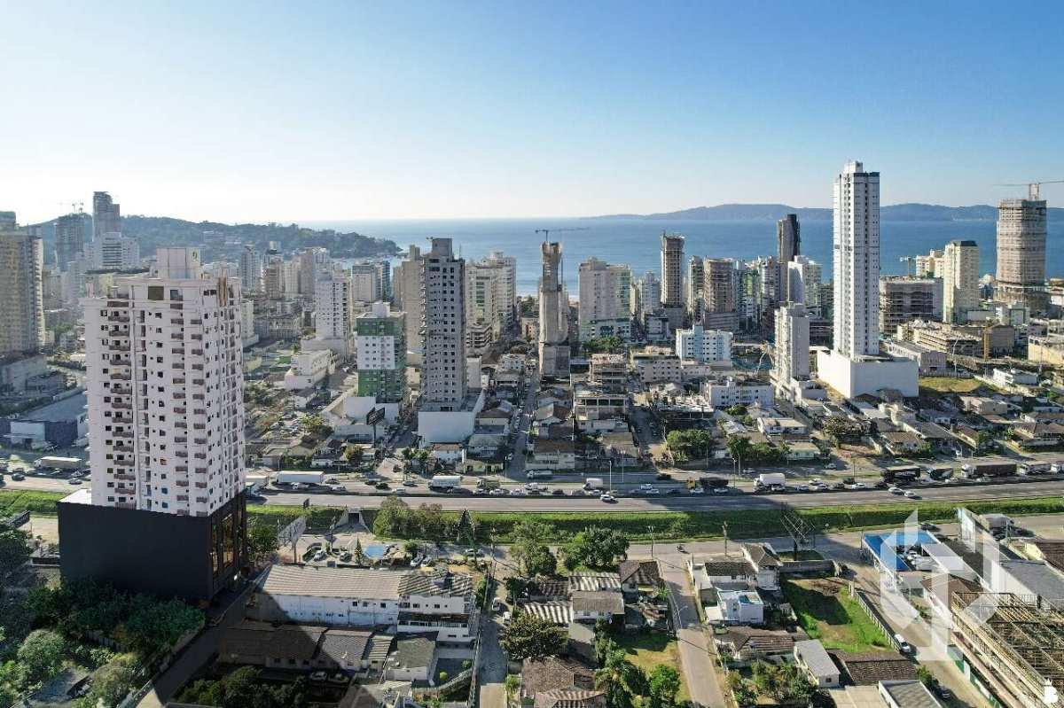  - Apartamento à venda, no SCARPERIA RESIDENZIALE - PORTO FLORENCIO,  em Itapema, Tabuleiro das Oliveiras, com 2 quartos, 70m²