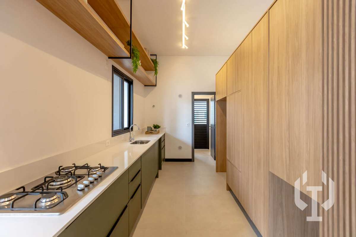 Apartamento para alugar com 4 quartos, 180m² - Foto 5