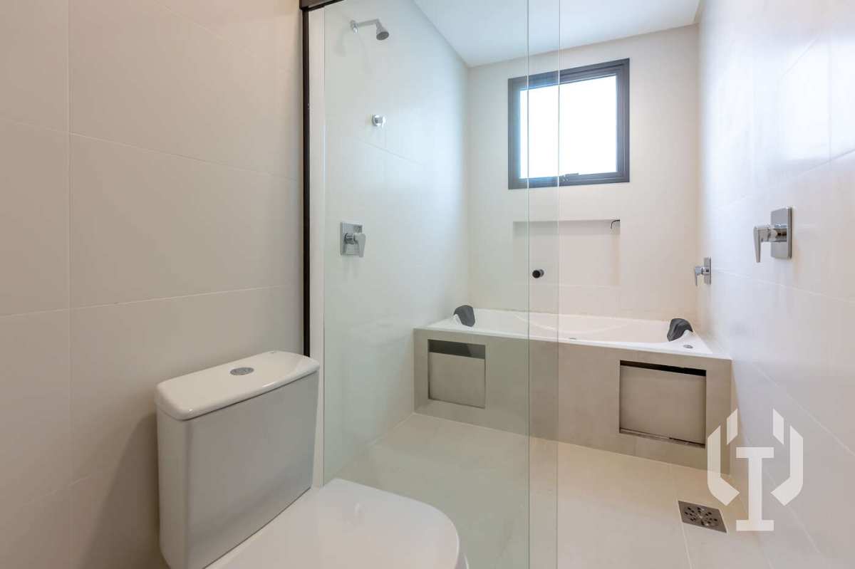 Apartamento para alugar com 4 quartos, 180m² - Foto 10