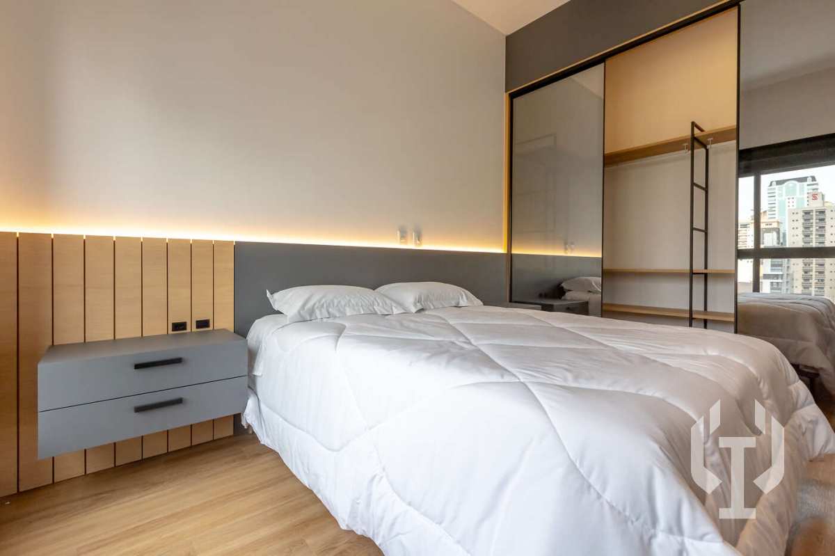 Apartamento para alugar com 4 quartos, 180m² - Foto 11