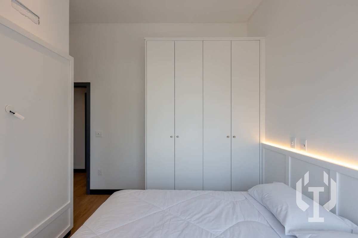 Apartamento para alugar com 4 quartos, 180m² - Foto 15
